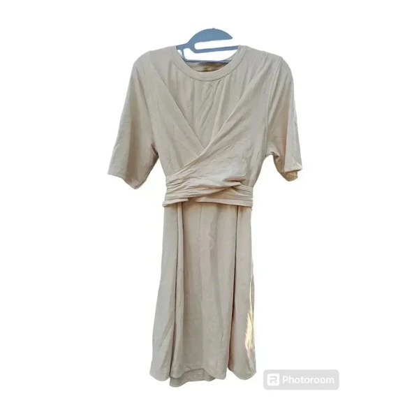 Lulelemon Wrap-Front T-Shirt Dress color Prosecco Size 6/8 - Picture 5 of 6